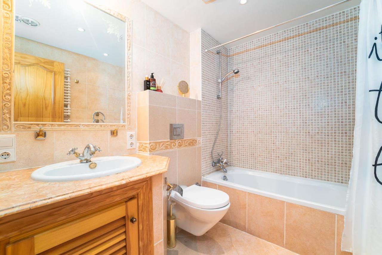 Azahara 1 3a Casa Concha Great Location And Nice View Located In The Popular Aloha Marbella
