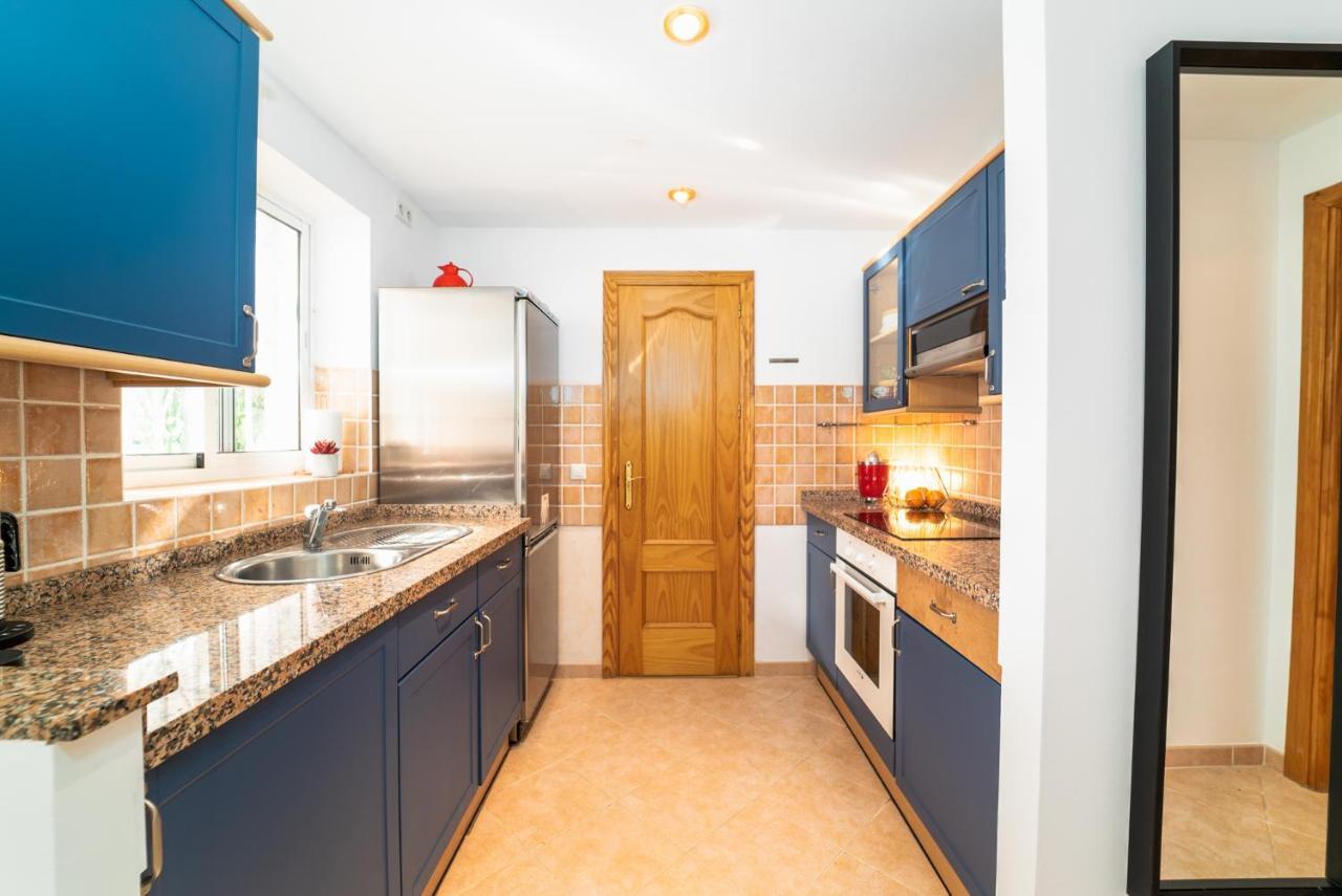 Leilighet Azahara 1 3a Casa Concha Great Location And Nice View Located In The Popular Aloha